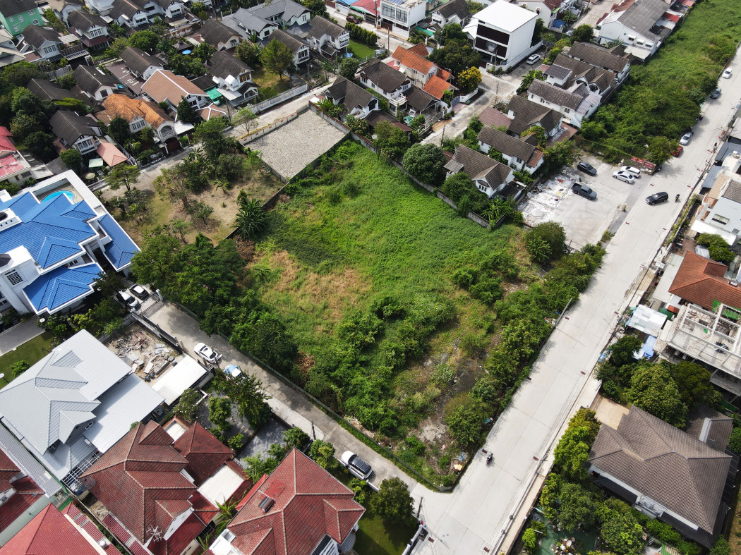 Land for sale in Lat Phrao, area 5-0-36 rai, suitable for building housing projects, offices, building houses, near shopping centers, educational institutions, hospitals, road width 18 m. – รูปที่ 4