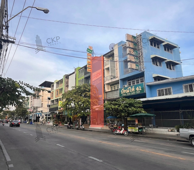 อาคารพาณิชย์ ย่านลาดพร้าว-โชคชัย 4 ทำเลดี ติดถนนหน้าวัดลาดพร้าว พร้อมมีรายได้จากผู้เช่าเดือนละไม่ต่ำกว่า 23,000 บาท ผู้เช่าต่อสัญญาทุกๆ 3 ปี – รูปที่ 2