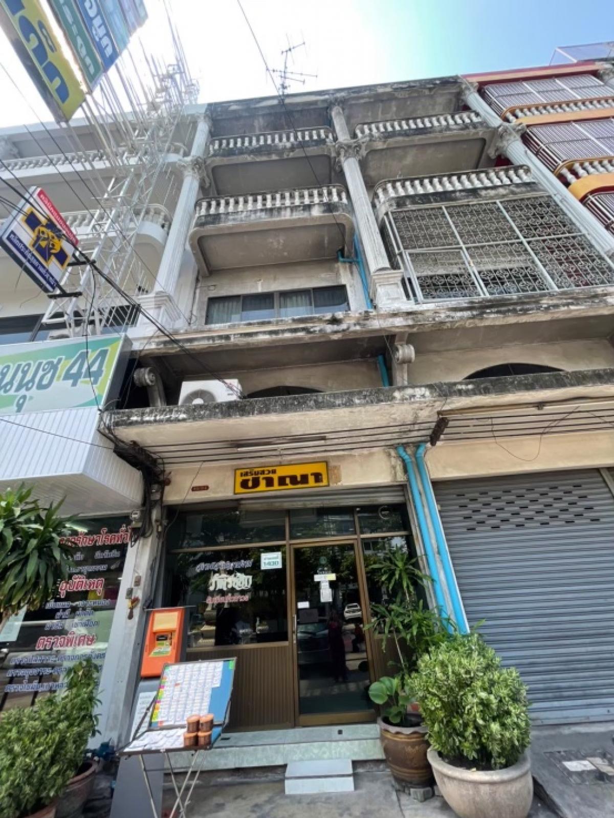 Urgent sale!!!! Shophouse at the entrance to Soi On Nut 44, only 7.9 million. – รูปที่ 3