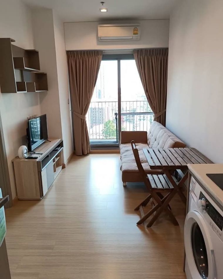 Whizdom Connect Sukhumvit for Sale Floor 13th, Area 26.9 sq.m Room No. 1/162 Sale price 3,938,300 THB Whizdom Connect Sukhumvit for Sale Floor 13th, Area 26.9 sq.m Room No. 1/162 Sale price 3,938,300 THB