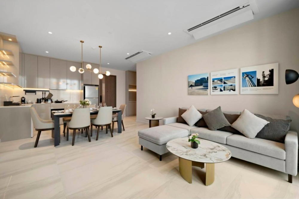 For rent serviced apartment on Sathorn Road fully furnished free water and electricity BTS Saladaeng – รูปที่ 2