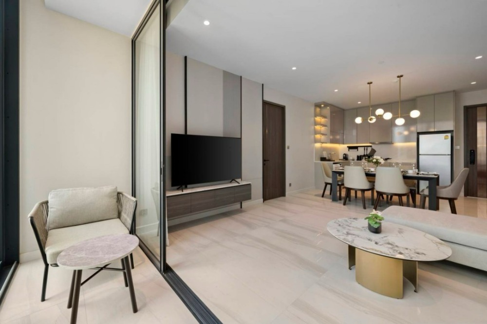 For rent serviced apartment on Sathorn Road fully furnished free water and electricity BTS Saladaeng – รูปที่ 4