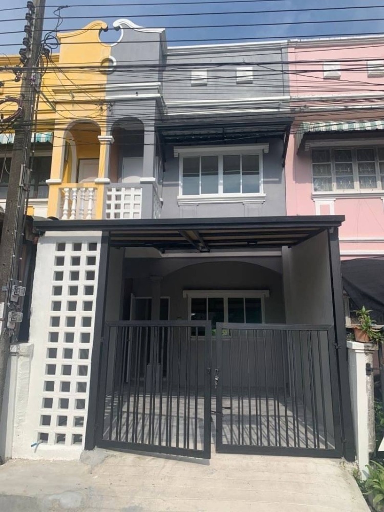 ขายถูกมาก ทฮ.2ชั้น 16 ตร.วา หมู่บ้านสุภาวัลย์ ซ.รามคำแหง 176 บ้านมี 2 ห้องนอน 2 ห้องน้ำ