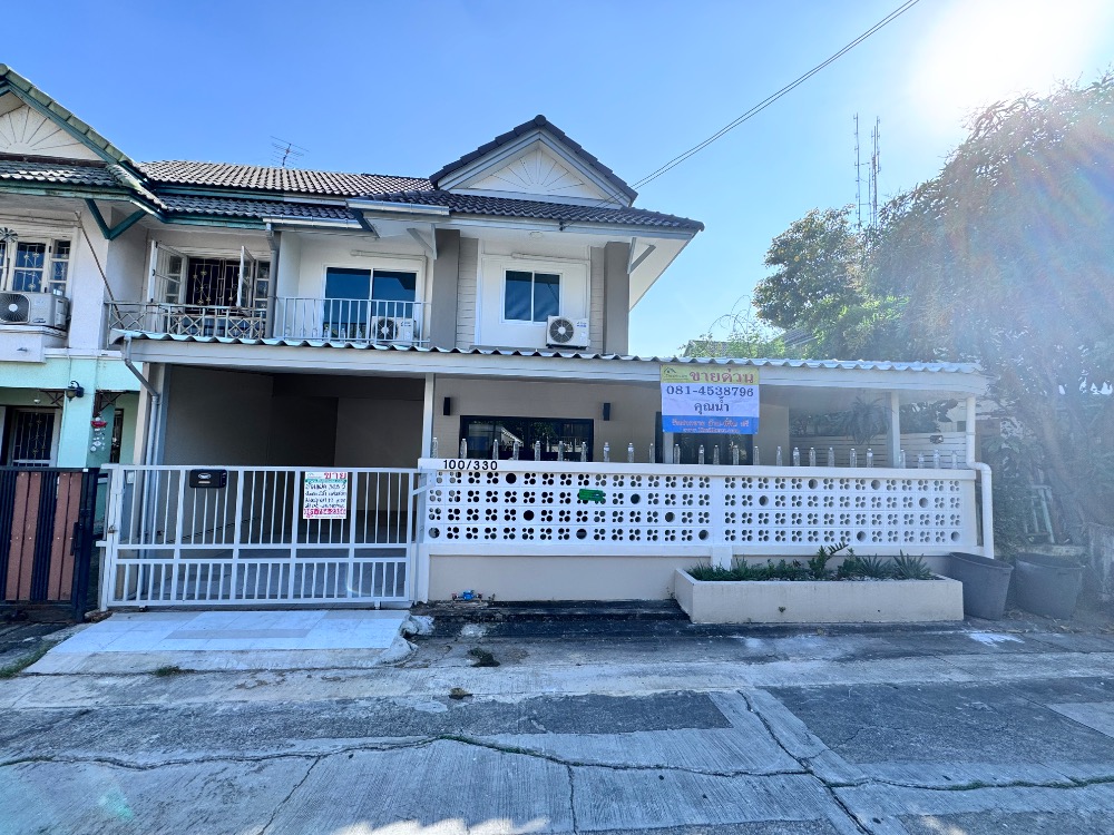 Urgent sale, semi-detached house, Pruksa 19 Bang Bua Thong Urgent sale, semi-detached house, Pruksa 19 Bang Bua Thong