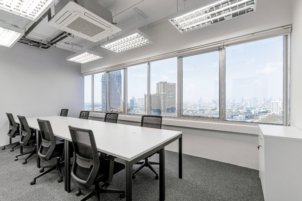 Coworking space in HQ SV City Tower