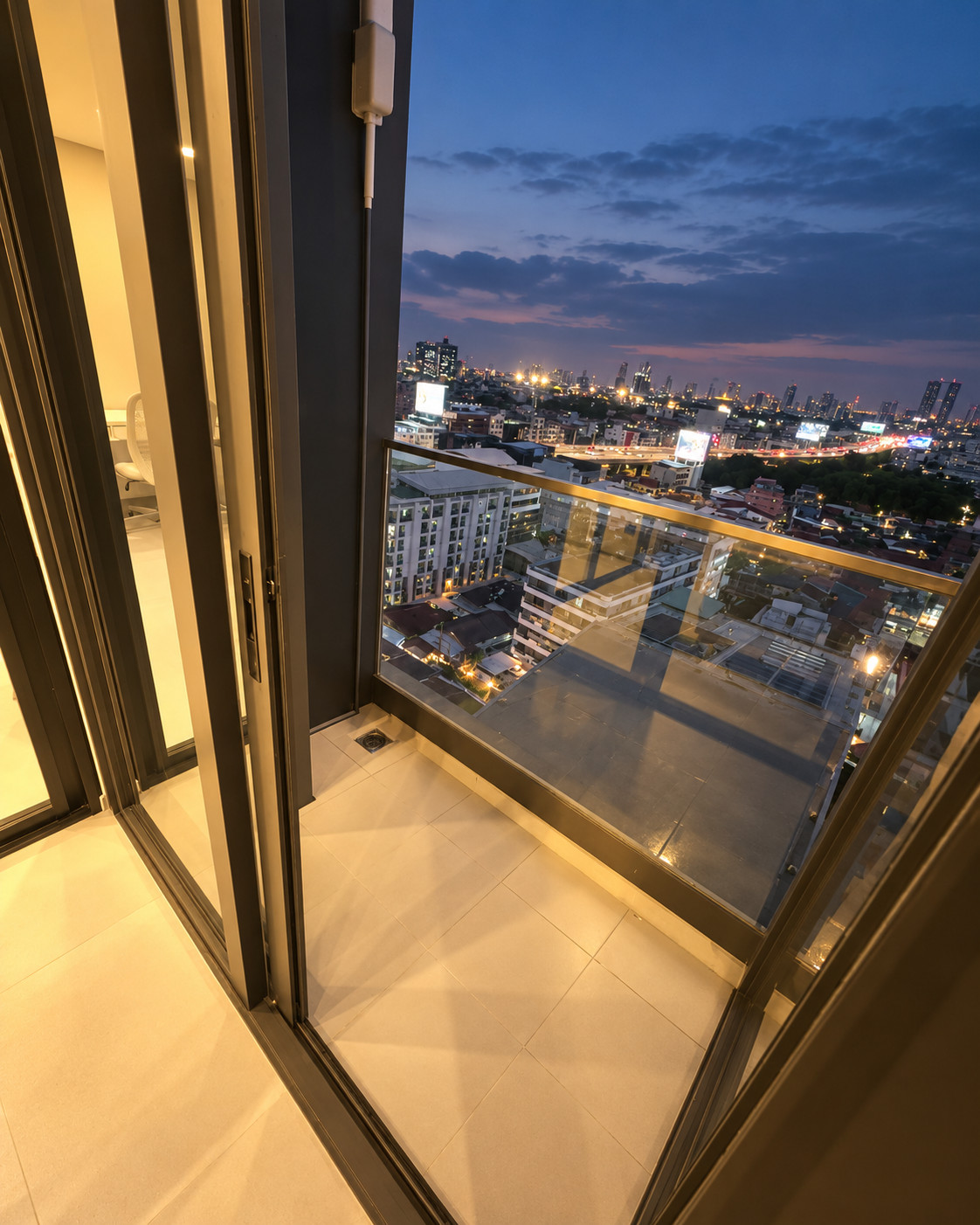 🏡 Cooper Siam Duplex 2BR | 4.6 m ceiling | 52 sqm | 10th floor | Siam–Chula  – รูปที่ 4