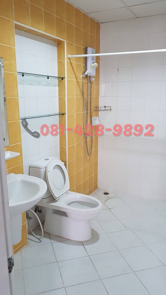 ขายทาวน์โฮม3ชั้น บ้านกลางเมือง ลาดพร้าว71นาคนิวาส 11  โครงการติดถนน บ้านห้องมุม บิลท์อินพร้อมอยู่  23.1วา ราคาลดเหลือ4.69เนต ราคานี้ภายในตค.69 เท่านั้น ลดจาก5.49ล้าน – รูปที่ 2