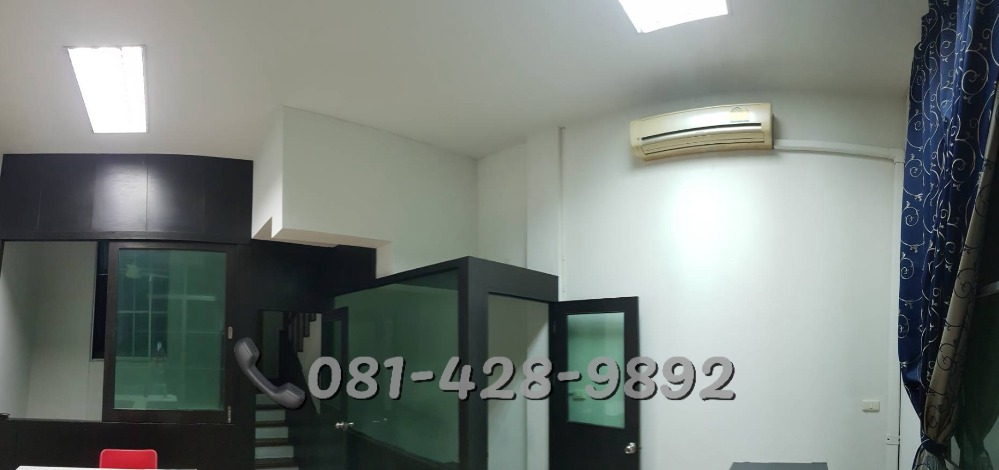 ขายทาวน์โฮม3ชั้น บ้านกลางเมือง ลาดพร้าว71นาคนิวาส 11  โครงการติดถนน บ้านห้องมุม บิลท์อินพร้อมอยู่  23.1วา ราคาลดเหลือ4.69เนต ราคานี้ภายในตค.69 เท่านั้น ลดจาก5.49ล้าน – รูปที่ 3
