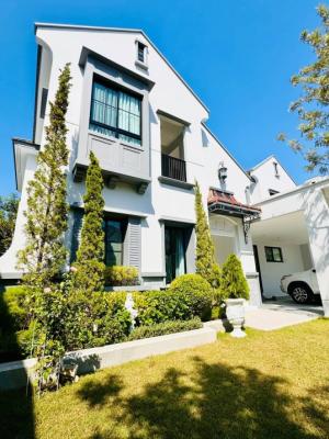 📢👇Single house (Le baron style), size S, corner house in the village, Nantawan, Rama 9 - New Krungthep Kreetha. The project has an excellent security system. Near Brighton International School, Wellington International School