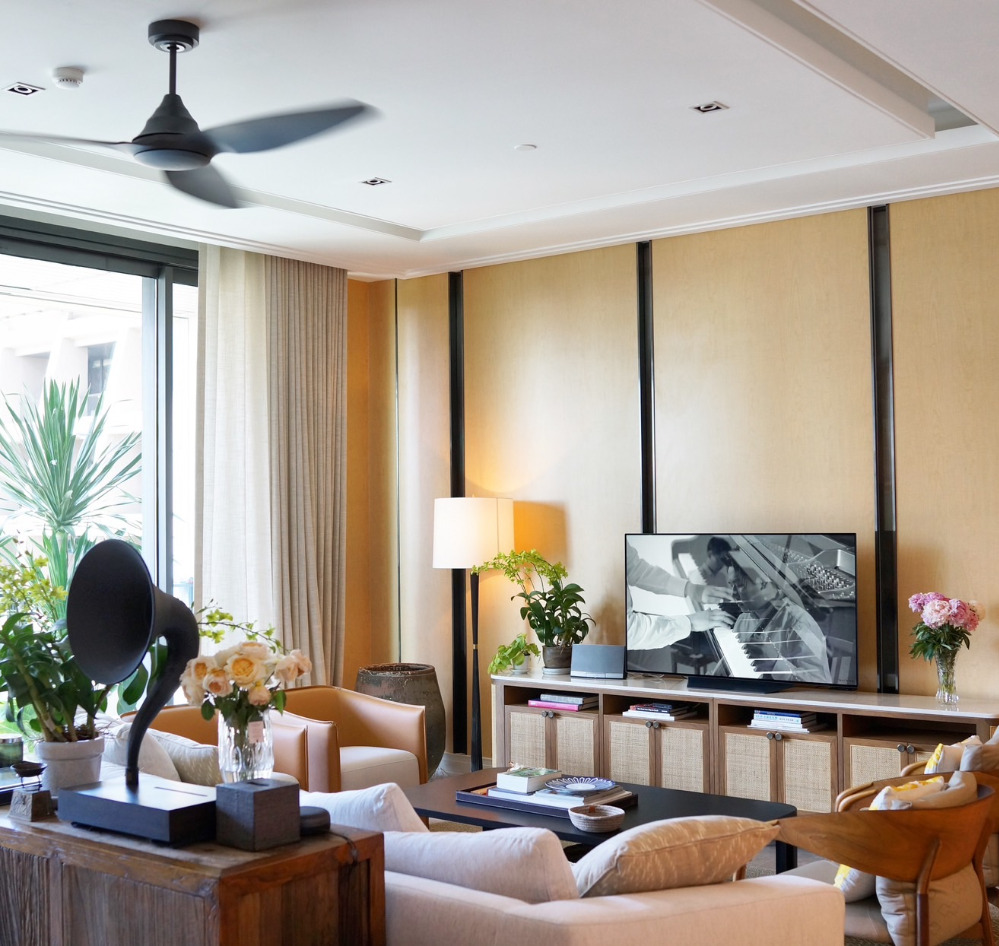 Sindhorn Kempinski 3bed: 231sqm. 3bed 4bath 74,200,000 Am: 0656199198 Sindhorn Kempinski 3bed: 231sqm. 3bed 4bath 74,200,000 Am: 0656199198