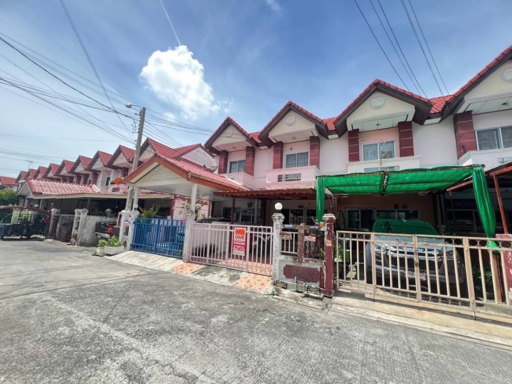 Townhouse Rungtawee Bangpoo – รูปที่ 2