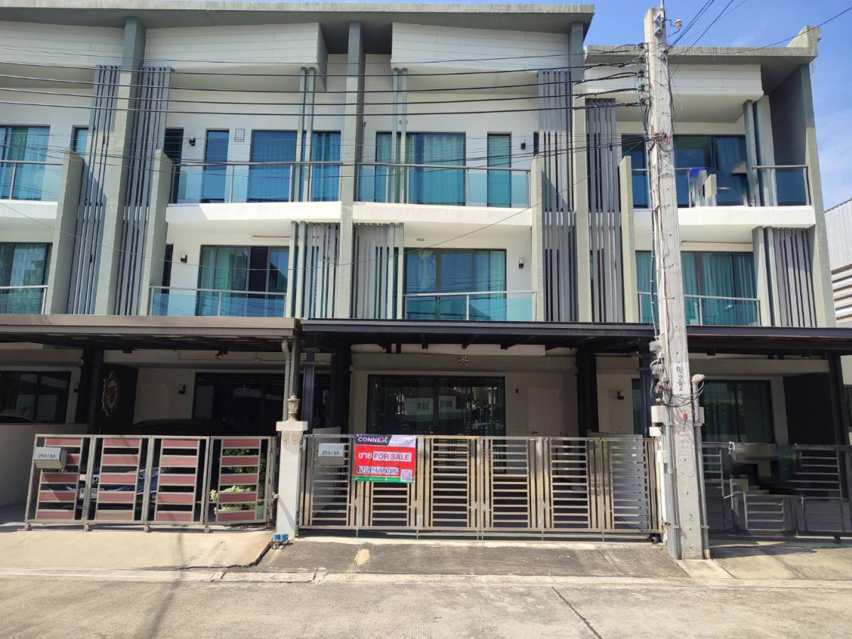 For Sale Townhouse/Townhome , Cherkoon Sathorn - Ratchapruek , wide frontage , Taling Chan , Taling Chan , Bangkok , CX-111959 For Sale Townhouse/Townhome , Cherkoon Sathorn - Ratchapruek , wide frontage , Taling Chan , Taling Chan , Bangkok , CX-111959