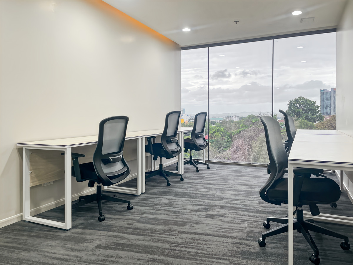 ย้ายเข้าพื้นที่ออฟฟิศพร้อมใช้งานสำหรับ 10 พนักงาน ใน Regus Brighton Grand – รูปที่ 4