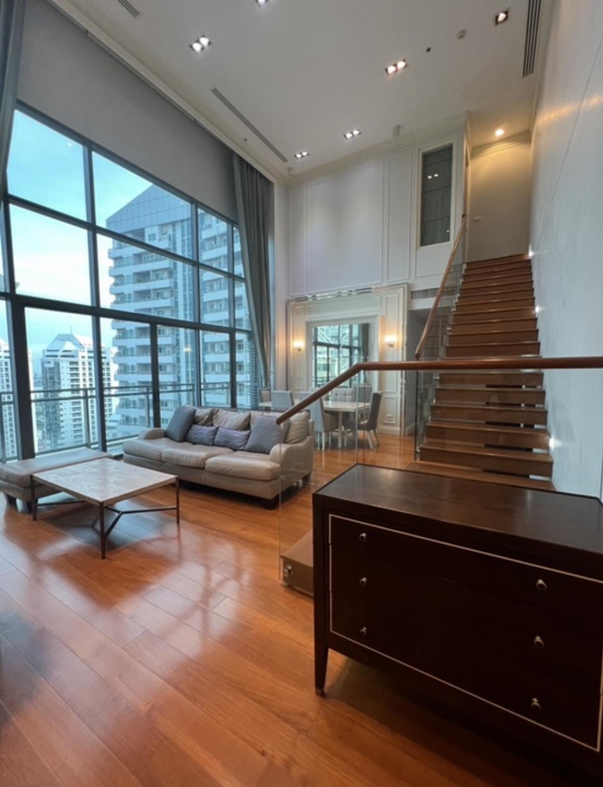 For Rent: Bright24 3B3B Duplex 162sqm high floor 30++ 120k