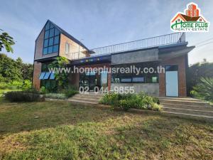 Land with a 2-storey detached house, loft style, near Mae Taeng Elephant Camp, Chiang Mai, area 4 rai 1 ngan 73.2 square wa.