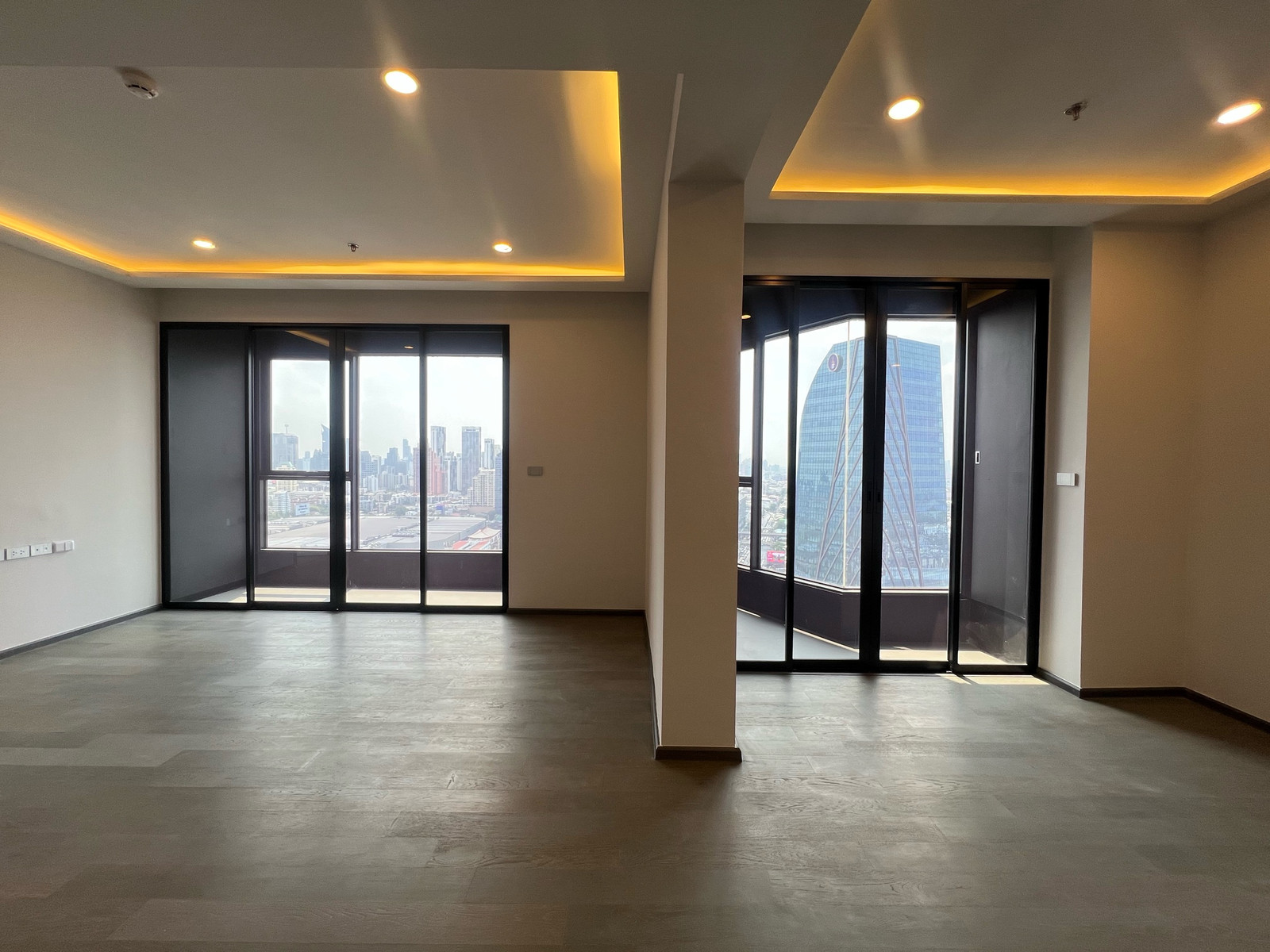3 bedrooms, Benjasiri Park view, free decoration package, free common area fee for 5 years, Clover Park, next to MRT Talong Toei, 0 meters – รูปที่ 3