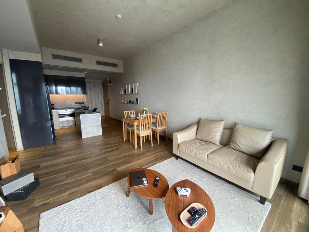 ● Nice Decoration ● High Floor 75.40 sq.m. | 2 Bedrooms Fully Furnished | Condo Near MRT Phetchaburi 1 min, Srinakharinwirot University 5 mins, Terminal 21 5 mins ● Nice Decoration ● High Floor 75.40 sq.m. | 2 Bedrooms Fully Furnished | Condo Near MRT Phetchaburi 1 min, Srinakharinwirot University 5 mins, Terminal 21 5 mins