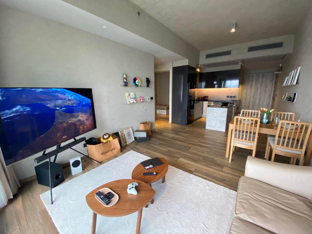 ● Nice Decoration ● ชั้นสูง 75.40 ตร.ม. | 2 ห้องนอน ตกแต่งครบ | คอนโดใกล้ MRT เพชรบุรี 1 นาที, มหาวิทยาลัยศรีนครินทรวิโรฒ 5 นาที, Terminal 21 5 นาที – รูปที่ 2