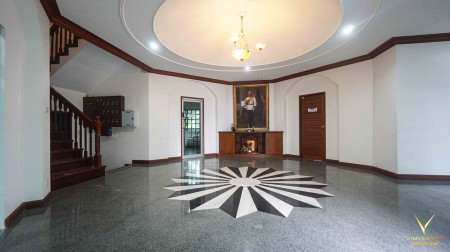 ให้เช่าสำนักงาน Home Office สุขุมวิท 70-3 รถไฟฟ้า BTS บางนา ทั้งอาคาร 2 ชั้น 1000 ตรม – รูปที่ 4