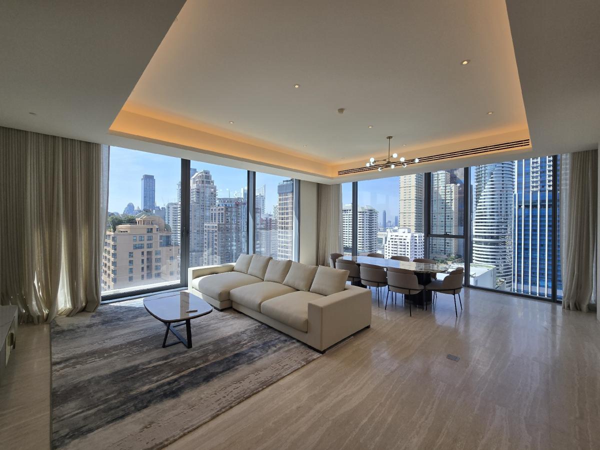 SCOPE Langsuan | 3BR 3BT 1PD | 241 Sq.M. | 🐶 Pet Friendly 