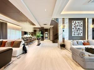 🏛️Grand Bangkok Boulevard บางนา-กม.15🔥ซื้อตรงโครงการ Type CELESTIAL บ้านเดี่ยวหรู 2 ชั้น ขนาด 508 ตร.ม. 111 ตร.ว. | 4 ห้องนอน 5 ห้องน้ำ 3 ที่จอด เริ่ม 39.9 MB ติดต่อนัดชม Tel.0922635410 (เอิร์ธ)