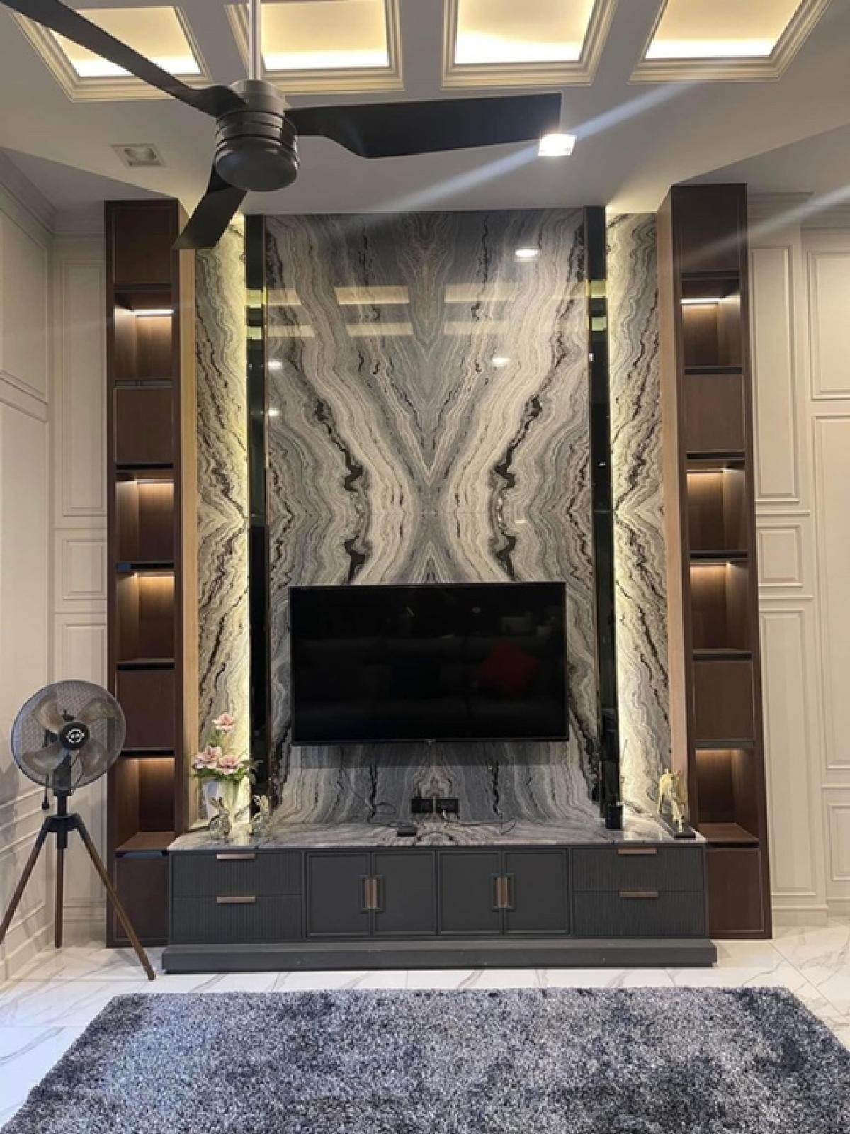 Townhouse for rent 🔥The Eight (Chatuchak-Ratchada) 🔥3.5 floors 🔥27.5 sq m 🔥254 sq m 🔥3Bed 🔥Fully furnished 🔥Ready to move in 🔥 R912-1 🔥Free wifi 🔥Hydraulic fence