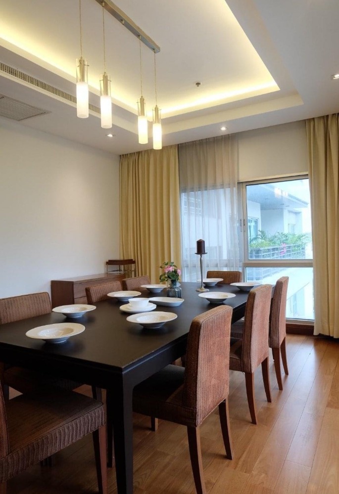 ● Rare unit ●  220.00 ตร.ม. ตกแต่งครบ | 3 ห้องนอน 3 ห้องน้ำ | ติดสวนลุมพินี, ใกล้ Central Embassy 2 นาที, BTS เพลินจิต 3 นาที – รูปที่ 2