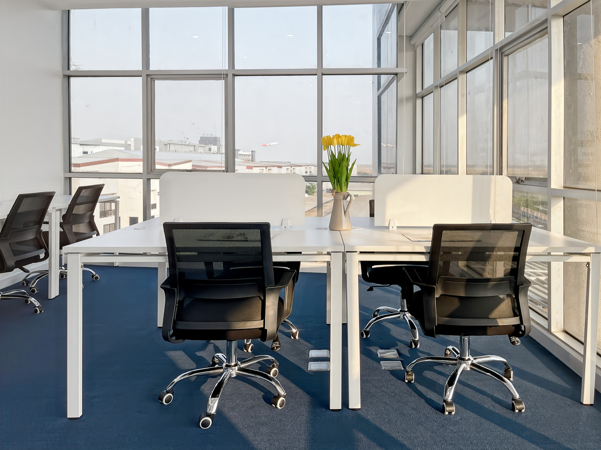 Join a collaborative coworking environment in HQ OSC Building