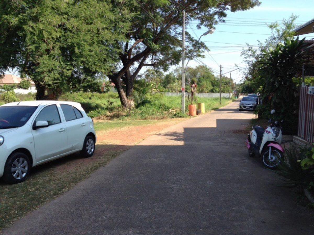 Land for sale, more than 5 rai, beautiful plot, located in Udon Thani city, 9,500 baht per sq.wa., Soi Ban Due 3 (Wat Pho Chai, Ban Due), near Nong Sim Public Park – รูปที่ 4