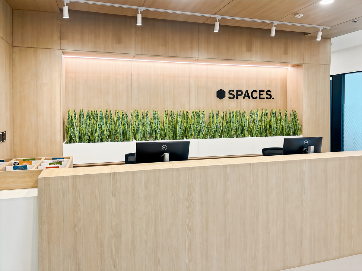 พื้นที่ออฟฟิศพร้อมบริการครบวงจรสำหรับคุณและทีมใน Spaces Vanit Place Aree – รูปที่ 3