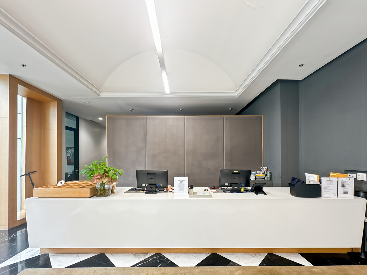 Tailor-made dream offices for 4 employees in Spaces Empire Tower – รูปที่ 3