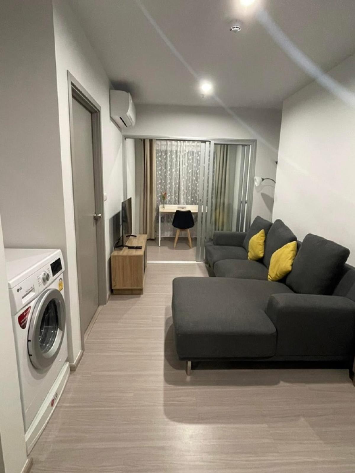 🏕️For rent: The Parkland Charan-Pinklao, Building A, 18th floor, size 35 sq m., price 16,000 baht.