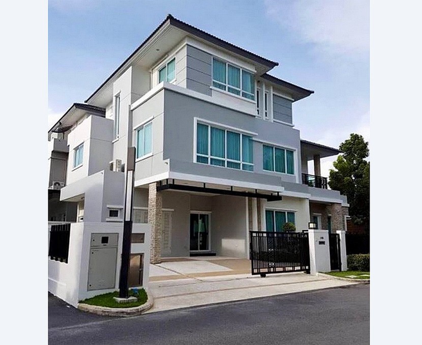 ♦ Good Deal ♦ 3-Story Detached House, 105.00 sq.w. | 5 Bedrooms, 7 Bathrooms | near Wellington International School 1 min, Little Walk Krungthep Kreetha 6 mins, Vibharam Hospital (Main Page) 8 mins ♦ Good Deal ♦ 3-Story Detached House, 105.00 sq.w. | 5 Bedrooms, 7 Bathrooms | near Wellington International School 1 min, Little Walk Krungthep Kreetha 6 mins, Vibharam Hospital (Main Page) 8 mins
