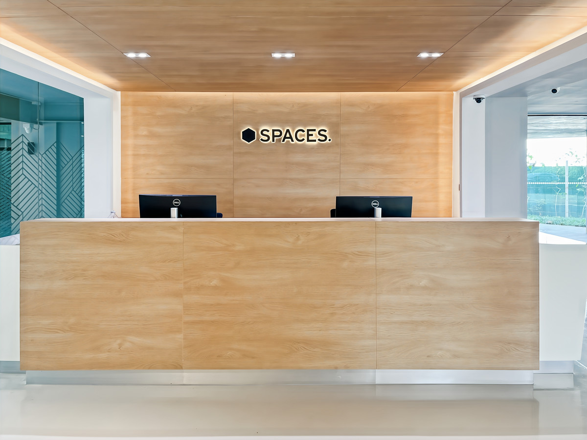 พื้นที่ออฟฟิศที่ออกแบบอย่างสวยงามสำหรับ 4 พนักงาน ใน Spaces The OfficePlus – รูปที่ 4