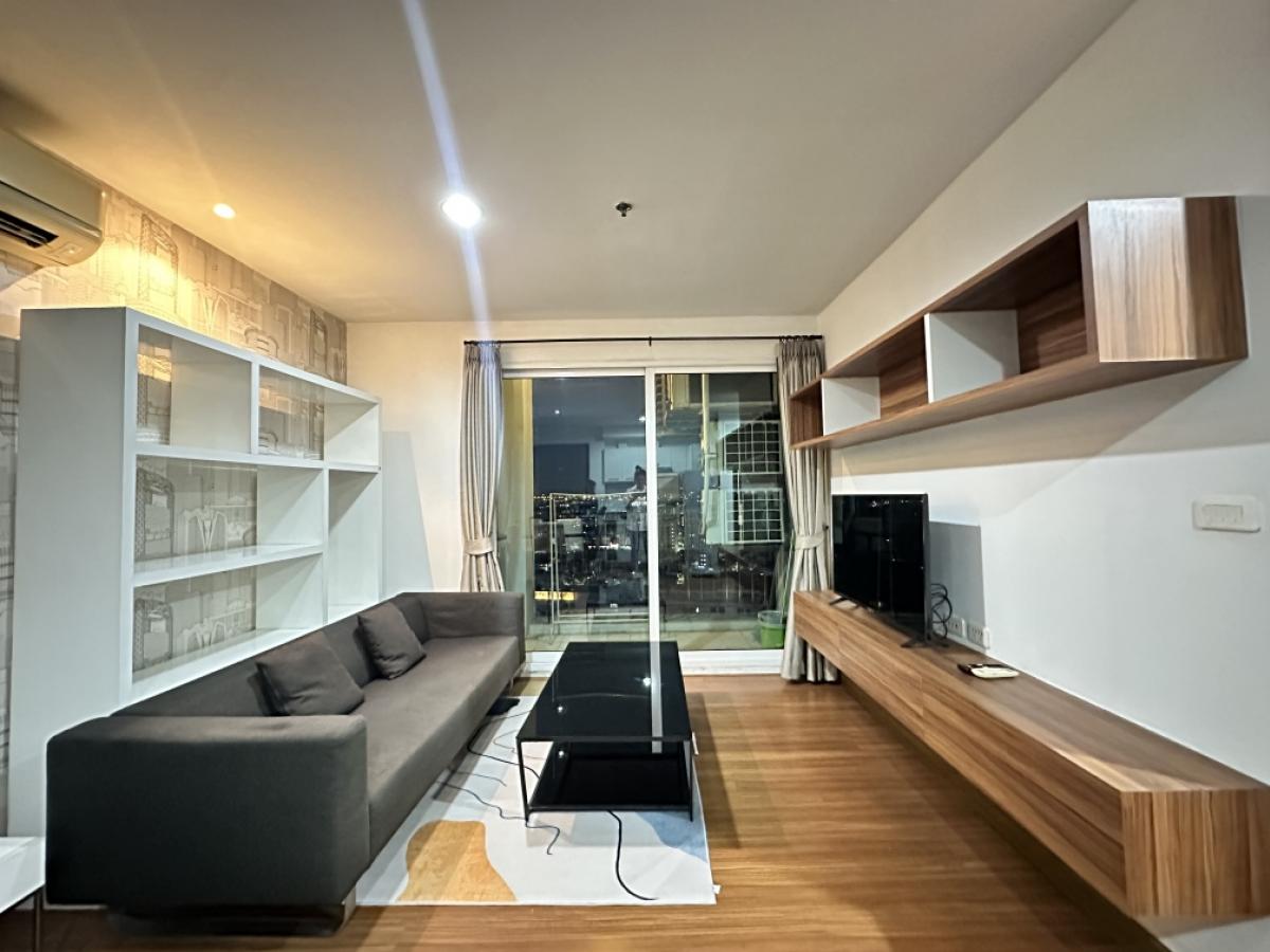 ให้เช่า Diamond ratchada condo 2 ห้องนอน 2 ห้องน้ำ 60 ตรม / 22,000 บาท ให้เช่า Diamond ratchada condo 2 ห้องนอน 2 ห้องน้ำ 60 ตรม / 22,000 บาท