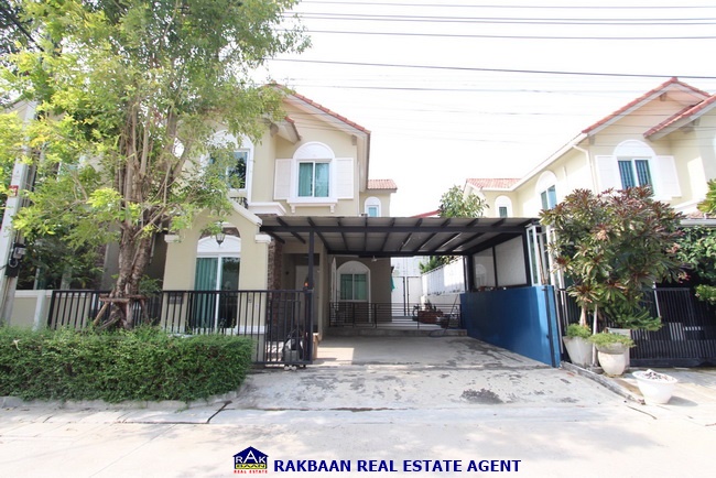 For sale: Twin house, Meliso Park, Nam Daeng, 36 sq m, 4 bedrooms, 3 bathrooms, built-in furniture throughout the house, 5 air conditioners, ready to move in