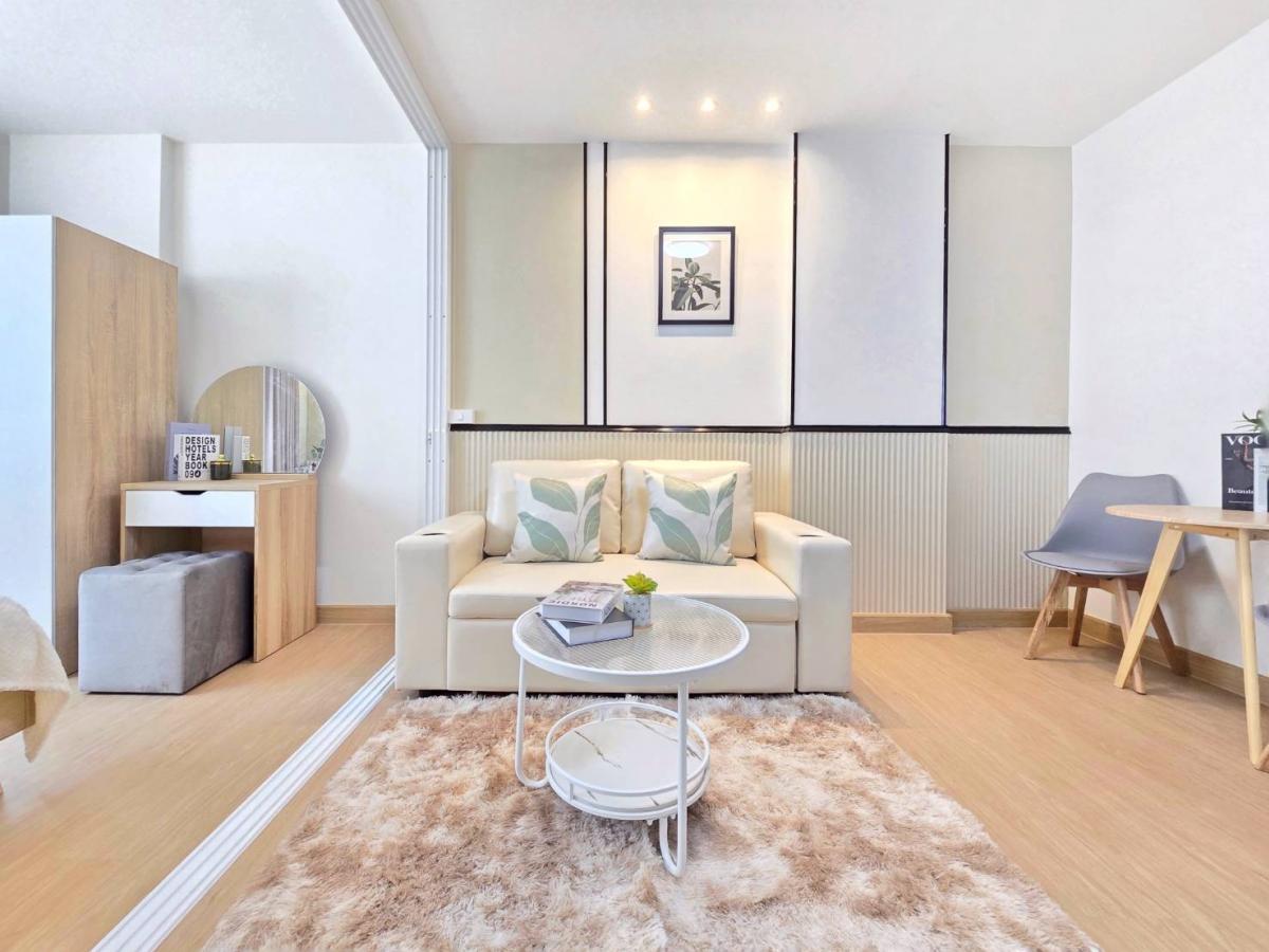 Want a corner condo with full functions, ready to move in at an affordable price? This is it! D Condo On Nut-Suvarnabhumi (D Condo On Nut-Suvarnabhumi)