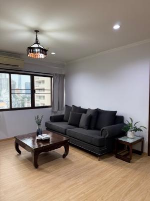 ✨ 👍For sale at reasonable and worth price for living or investing, corner unit near BTS Nana, NIST International school, Benjakitti park