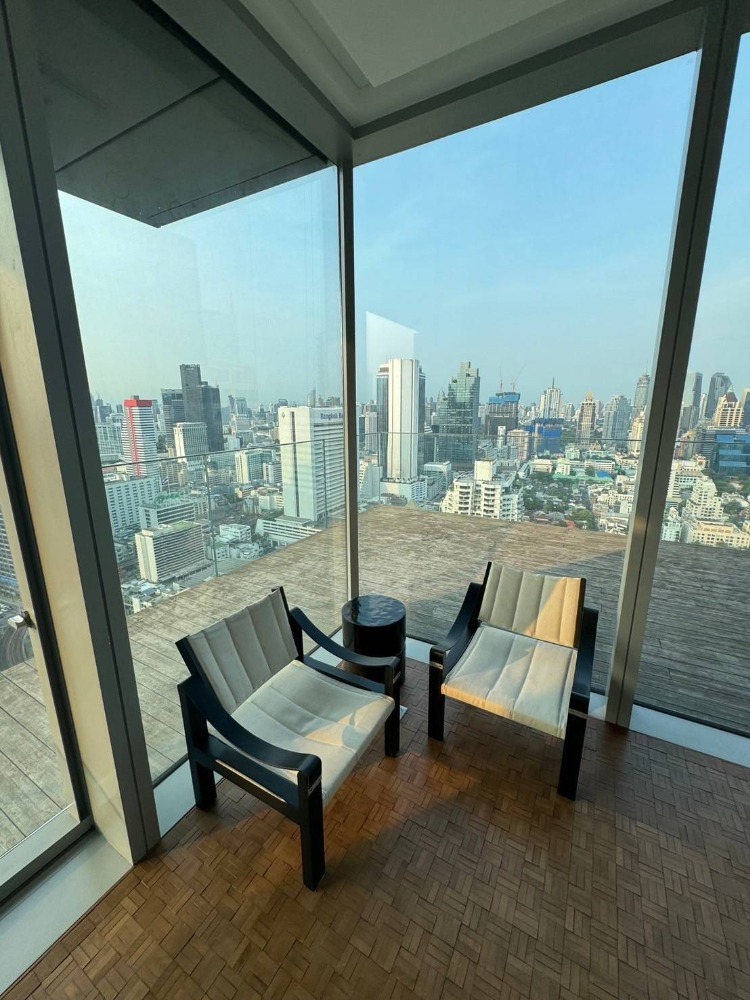 ● Prime Location ● 30++ Floor 205.00 sq.m. | 2 beds, With Balcony | near BTS Chong Nonsi 2 mins, King Power Mahanakhon 3 mins, Sathorn Square 4 mins – รูปที่ 2