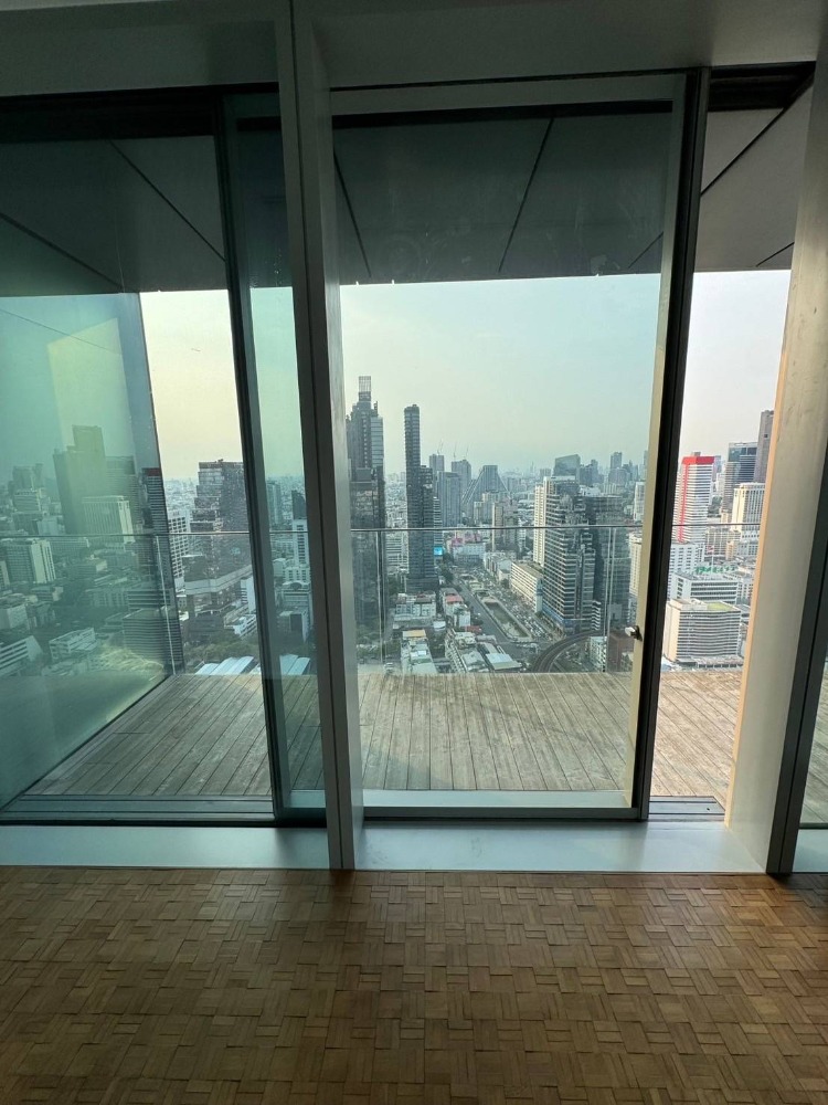 ● Prime Location ● 30++ Floor 205.00 sq.m. | 2 beds, With Balcony | near BTS Chong Nonsi 2 mins, King Power Mahanakhon 3 mins, Sathorn Square 4 mins – รูปที่ 4