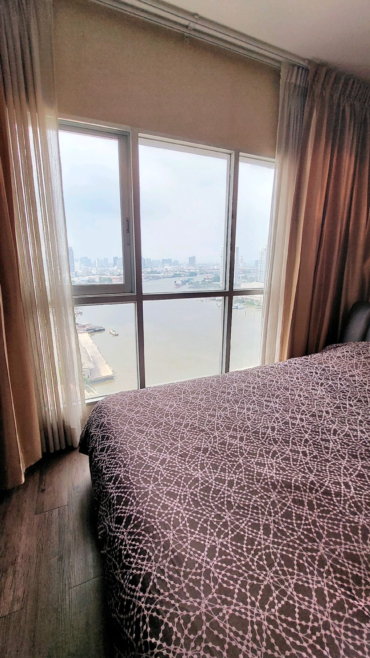 ขายคอนโดแต่งหรู วิวแม่น้ำ
ไอวี่ ริเวอร์วิว ราษฎร์บูรณะ วิวแม่น้ำ 180 องศา 2นอน 2น้ำ 105 ตรม. Fully Furnished ขายเพียง 8.9 ล้านบาท ขายคอนโดแต่งหรู วิวแม่น้ำ
ไอวี่ ริเวอร์วิว ราษฎร์บูรณะ วิวแม่น้ำ 180 องศา 2นอน 2น้ำ 105 ตรม. Fully Furnished ขายเพียง 8.9 ล้านบาท