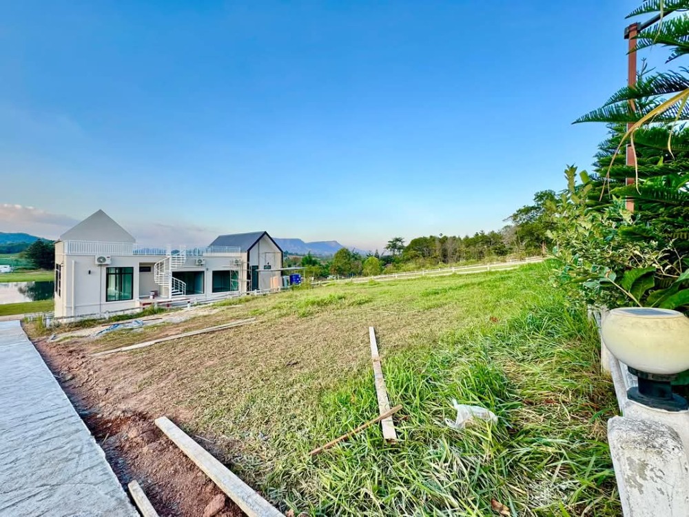 For sale📌 Land area 133 sq.w. Last plot‼️ Land with lake view, surrounded by mountains 360 degrees, can see the wind turbines lined up beautifully. Come and own it today. – รูปที่ 2