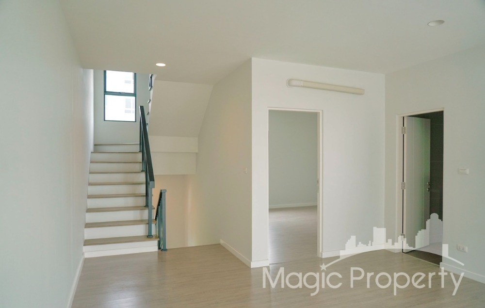 4 Bedrooms Townhome for Sale in Siri Square Charoenkrung 80 – รูปที่ 3