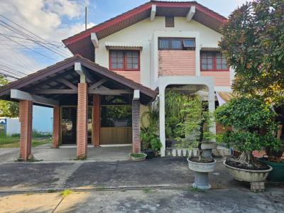 ขายบ้านเดี่ยวพร้อมที่ดิน เนื้อที่ 190 ตร.ว. ซ.สุขาภิบาล5แยก1 1520 ตรม