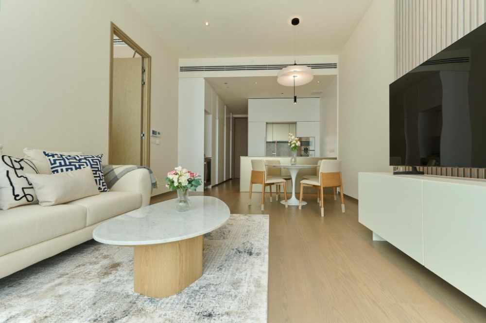 ❖ Best View ❖ 20+ floor 85.00 sq.m. | 1 Bedroom 2 Bathrooms | Condo near BTS Phrom Phong 1 min., EmQuartier 2 mins., Emporium 2 mins ❖ Best View ❖ 20+ floor 85.00 sq.m. | 1 Bedroom 2 Bathrooms | Condo near BTS Phrom Phong 1 min., EmQuartier 2 mins., Emporium 2 mins
