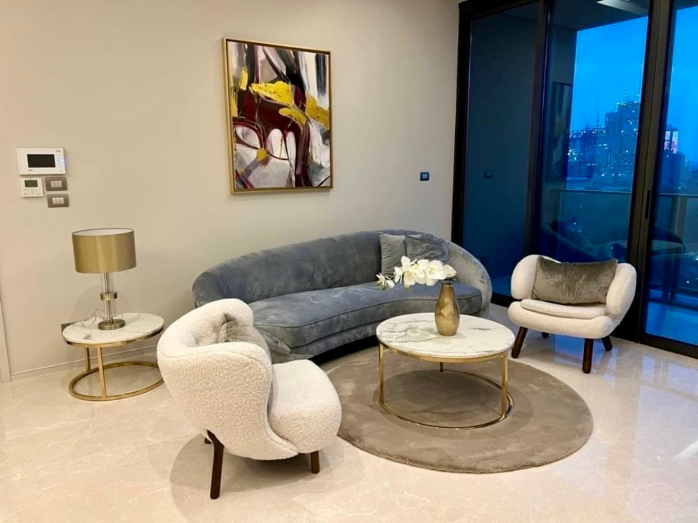 Sindhorn Kempinski 2bed: 148.85sqm. 2bed 3bath 49,000,000 Am: 0656199198 Sindhorn Kempinski 2bed: 148.85sqm. 2bed 3bath 49,000,000 Am: 0656199198