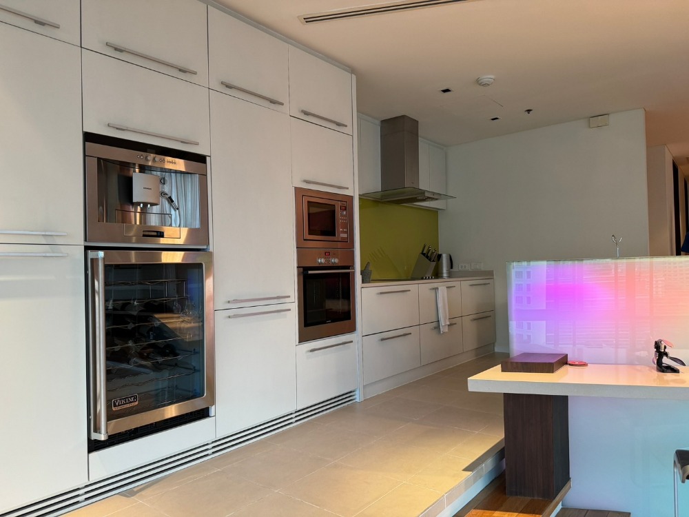 Urgently Sale! Best Deal Ever! The Lake Asoke (2 bedrooms) Urgently Sale! Best Deal Ever! The Lake Asoke (2 bedrooms)