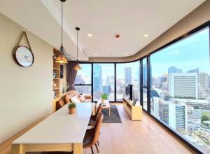 ❖ Prime Location ❖ ชั้น 30+ 57.00 ตร.ม. | 2 ห้องนอน 1 ห้องน้ำ | คอนโดใกล้ MRT สามย่าน 3 นาที, จามจุรีสแควร์​ 3 นาที, สยามสแควร์ 6 นาที