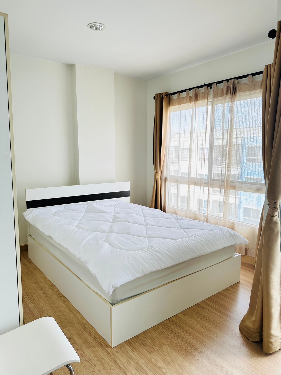 Condo for rent, De Kit, Pak Kret 💥Building A5, 6th floor, new room, ready to move in, fully furnished 💥With 2 air conditioners and electrical appliances💥 Near Krungthai Hospital Condo for rent, De Kit, Pak Kret 💥Building A5, 6th floor, new room, ready to move in, fully furnished 💥With 2 air conditioners and electrical appliances💥 Near Krungthai Hospital