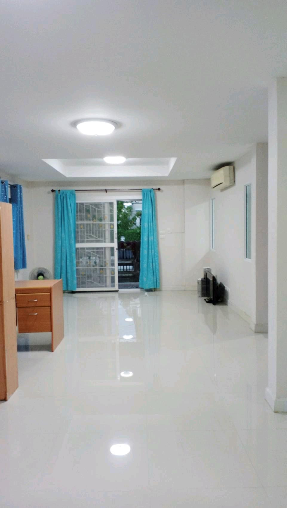 ทำเลดี!! บ้านเดี่ยวหลังมุม ใกล้ทางด่วน ใกล้สถานีรถไฟฟ้า✨ – รูปที่ 2